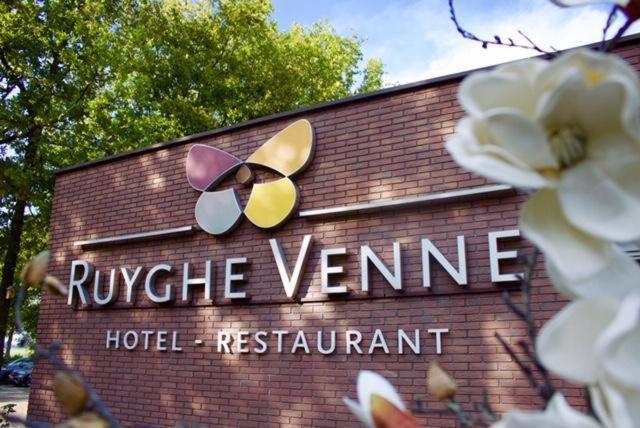 Hotel-Restaurant Ruyghe Venne Westerbork Exteriör bild